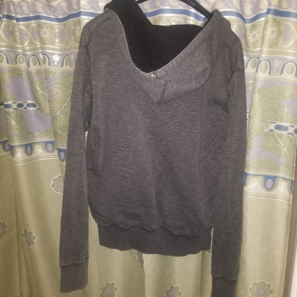 Mens medium Fox Hoodie - Picture 3 of 5